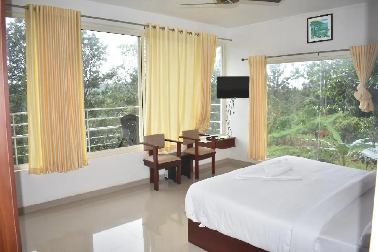 Nature Clouds Resort Munnar